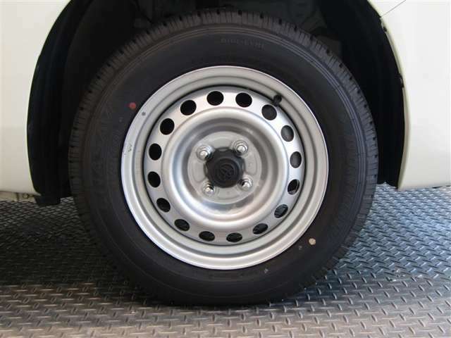 R6年式夏タイヤ155/80R14 88/86N LTダンロップ製です。