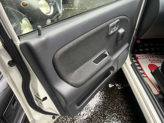 外出している事がが多いので、ご来店の際は事前にお電話下さい♪