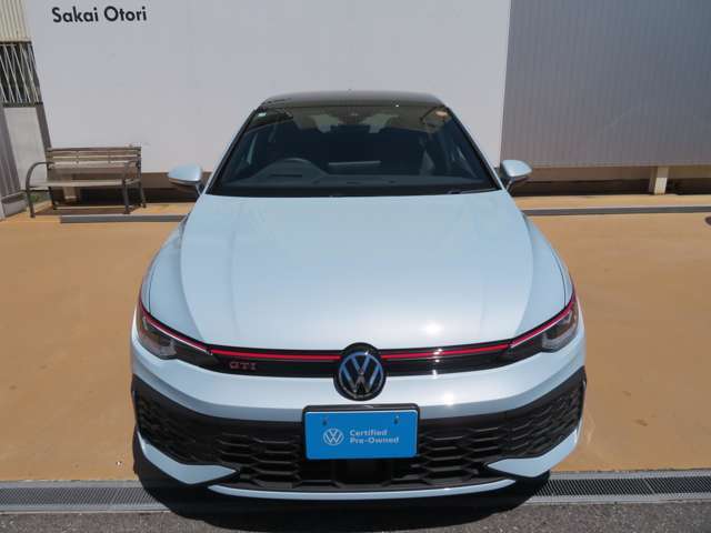 GOLF 8.5 GTI クリスタルアイスブルーM/ブラック2トーン メーカーオプション Discover TechnologyPackage DCC・R19AW装着の当社ワンオーナー登録・認定中古車です☆