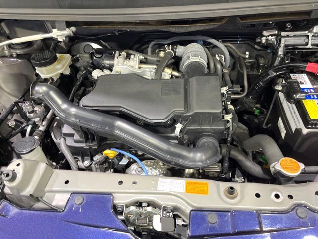 親切・丁寧な専門メカニックスタッフが応対！・車検・点検整備・事故等の修理などアフターサービスも安心。お車のカスタマイズもネクステージのサービススタッフまでご相談ください！