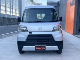 この度はiWorks（アイワークス）の在庫をご覧頂き、誠に有難うございます！！iWorksは『車を安く仕入れるプロ』です。無駄なコストを極限まで省き『低価格充実』プライスに反映致します。