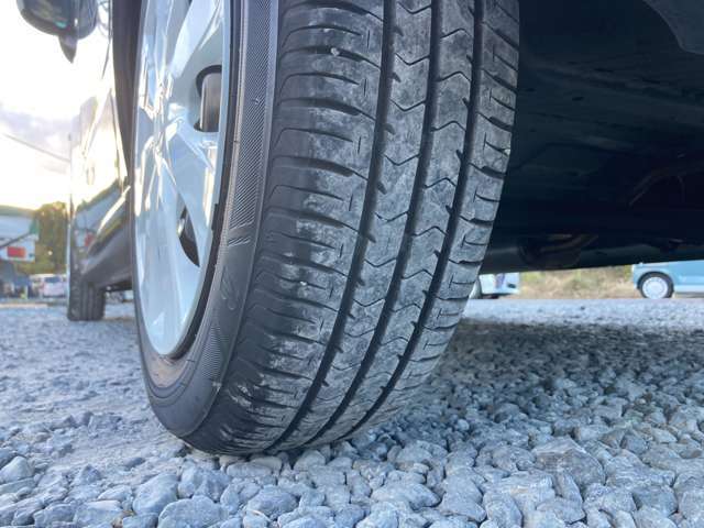 車検板金修理もおこなっています。軽自動車の場合修理個所がない車検は法定費用込の￥52000-にてやらせて頂いてます。修理板金などもお気軽にご相談下さい。お安く出せるように頑張らせて頂きます！