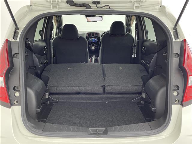 【シートアレンジ】乗せる人数、荷物によってシートをアレンジすれば、ダンボールなどの大きい荷物や、釣り具などの長尺物も載せられそうですね！