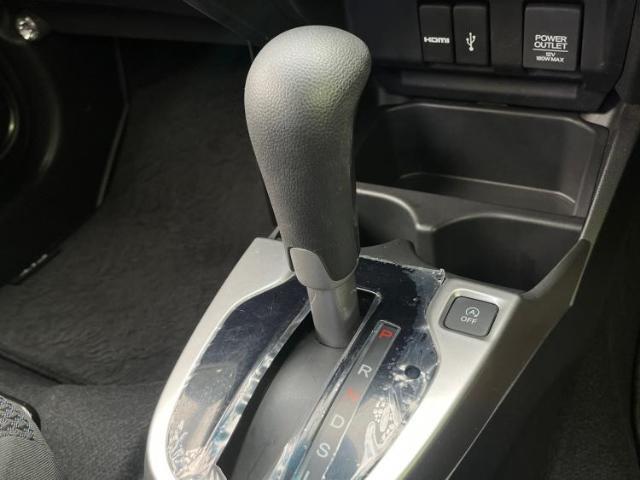 お車に合わせて無料保証以外にも、保証範囲、期間、距離を拡充させた有料保証もご用意しております！中古車の購入が初めてで不安・・・というお客様もご安心ください！