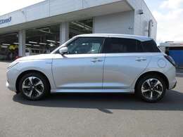 左側面より撮影☆無料保証付き販売車です！ ☆全国どこへでも！ 陸送可能(有料)ですので、県外の方も是非ご相談ください！