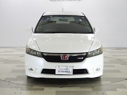 【JAF】ご自宅や出先でのお車のトラブルに24時間対応します。鍵のインロック・バッテリーあがり・不意のパンク等のトラブルに無料で対応します。（一部ガソリン代、部品代などは有料となります）
