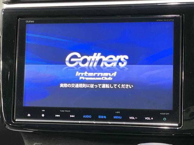 【純正9型ナビ】人気の純正ナビを装備。オーディオ機能も充実しており、Bluetooth接続すればお持ちのスマホやMP3プレイヤーの音楽を再生可能！毎日の運転がさらに楽しくなります！！