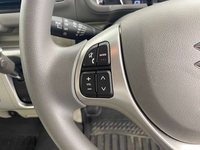 【運転席操作部】快適なドライブを楽しむための機能が装備されています！運転席から触れるので、使いやすいです！除菌プランいれていただくと、さらに清潔で安心していただけます！