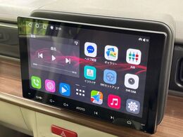 【ディスプレイオーディオ】お持ちのスマホやMP3プレイヤーとの無線接続で音楽再生が可能！コードで繋ぐわずらわしさも無く、手軽にお気に入りの音楽を楽しめます。
