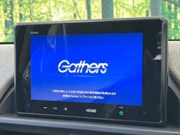 【ディスプレイオーディオ】お手持ちのスマートフォンとの連携で、ナビや音楽再生など各種アプリを使用可能。スマホに近い感覚でお使いいただけます♪