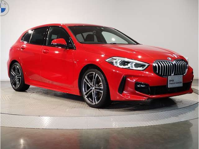 BMW認定中古車は第三者品質評価制度も採用しております。AIS方式による車両品質評価制度も導入し公平な車両コンデション評価を行うことにより車両品質の透明性を高めると同時に更なる信頼と安心をお届けします