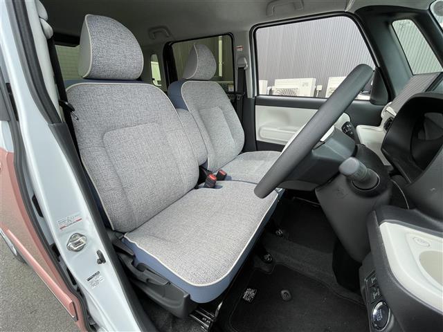 【運転席】座り心地が良いシートなので長時間の運転でも快適にお過ごしいただけます。新品のフロアマットのご注文も可能です。掲載箇所以外にご希望の写真がございましたらお気軽にお問い合わせ下さい。