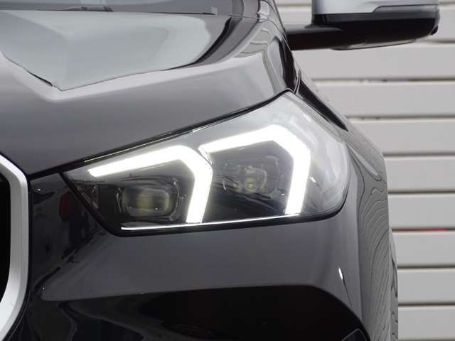BMWならではのかっこいいライトです。暗い夜道も明るく照らしてくれます☆