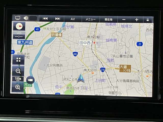 メモリーナビを搭載。楽しいドライブにナビは欠かせませんよね。Bluetoothも当然付いています♪好きな音楽を聴きながら今まで行ったことの無いところに行ってみませんか？