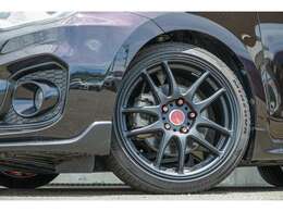 7000キロ台、ミッドナイトパープルに全塗装した車両です！！新品にてZSS車高調、マフラー、牽引フック、ウィング、ホイールナットを装着しました！！