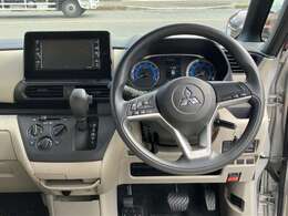 パネル類は割れ等無く綺麗な状態です♪