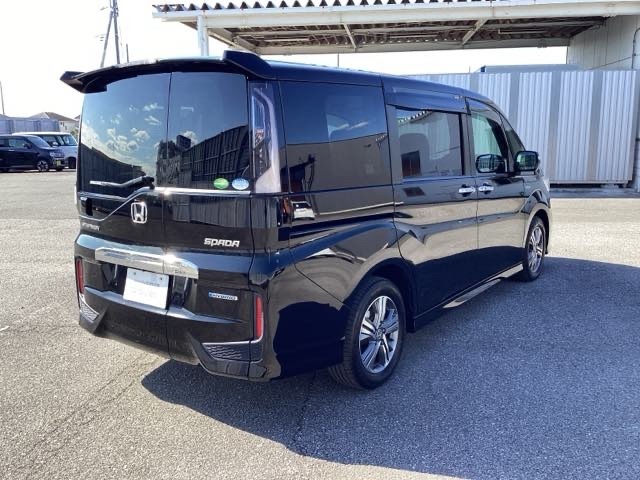 自動車保険・JAFも取り扱っております。また、お客様のご希望で保証延長（有償・一部の車種では取り扱いできません）もご準備しております