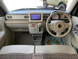 インパネ　電動格納ドアミラー　ウッド調パネル