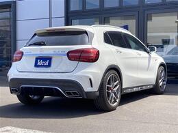 当社の納車前点検・サービスの内容は、車検点検・法定12ヶ月定期点検・油脂類の点検及び交換・バッテリーの点検及び交換等を行い、良好な状態にてご納車させていただきます。