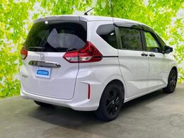 全国に店舗を展開しているのでどこでもお取り寄せが可能です！この車が気になるけど遠方だから・・・と諦める必要はありません！※別途陸送費が必要です。