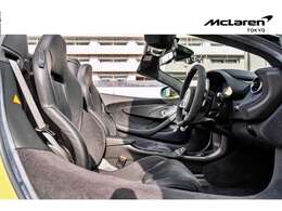 アルカンターラリクライニングシート