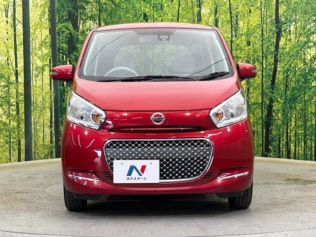 弊社では、全車『修復歴なし』のお車のみ取り扱っております。専任バイヤーによる厳選した仕入れの後、入庫後の車両チェックを行い、ネクステージが認定した高品質な中古車をご提供しております。