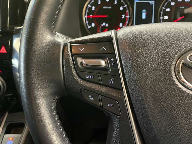 お車の機能や安全装備に関して気になる方は、ぜひ一度ご来店ください！その場でスタッフがご説明可能です！