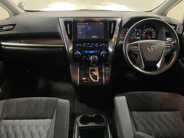 グループ総在庫600台　第3者機関鑑定導入！安心の保証制度導入！