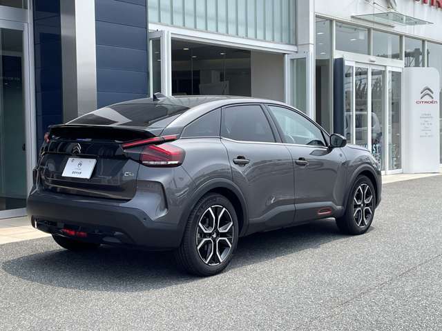 正規ディーラーの上質な中古車を提供いたします