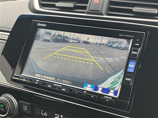 せっかく見つけたお気に入りの1台を遠いからとあきらめてほしくない！遠方でも陸送納車承れます。