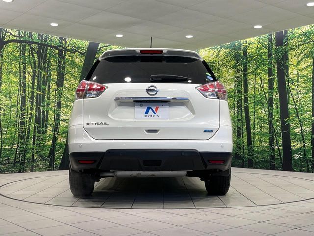 安心の最長10年・走行無制限保証（有償）をご用意。保証内容も充実はもちろん、無料点検＆オイル交換や、年中無休の全国・24時間ロードサービスも付帯されておりますのでご安心下さい。