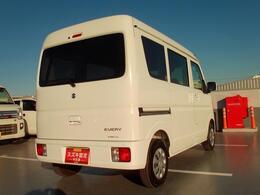 背が高く軽自動車枠を使い切ったデザインだから室内広々☆