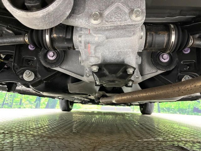 下回りがきれいなうちに、防錆加工の施工がオススメ。降雪地域はもちろん、沿岸部にお住いの方や、趣味でマリン・ウィンタースポーツをされる方にご好評いただいております。