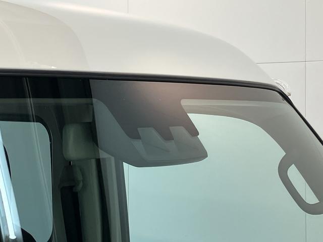 品質へのこだわり！フロアマットやシートなど車内をキレイに清掃し、ニオイや汚れなどを徹底的にクリーニングしてもらっております。室内はピカピカです☆