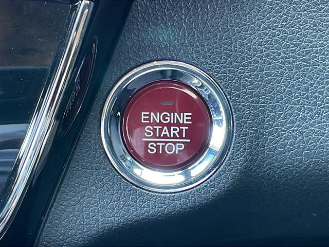 快適なドライブを楽しむための機能が装備されています！運転席から触れるので、使いやすいです！除菌プランいれていただくと、さらに清潔で安心していただけます！