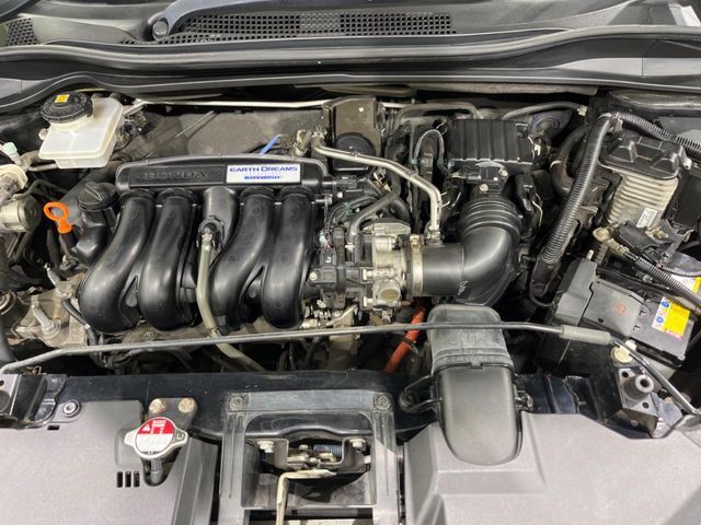 親切・丁寧な専門メカニックスタッフが応対！・車検・点検整備・事故等の修理などアフターサービスも安心。お車のカスタマイズもネクステージのサービススタッフまでご相談ください！