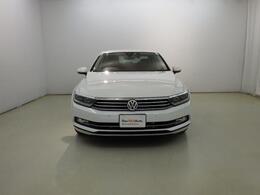 VWは小さな車も、大きな車も、平等です。クラスによって品質や安全性に差を付けない。ボディ剛性と精度、重厚なドアの音はどの車種も共通です。是非一度体感してみて下さい。