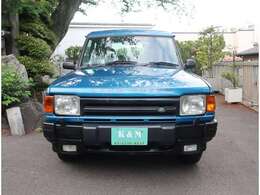 ご購入、輸入車が初めてのお客様もご安心ください。分からないことは当店スタッフがご説明いたします。03-5746-9215までお気軽にお問い合わせください