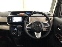 約10台の中古車を展示しております。4名のスタッフが元気良くお出迎えいたします。お気軽にご来店ください♪