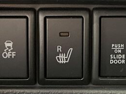 【シートヒーター】寒い日に重宝するシートヒーター！エアコンより早く温まってくれるので寒がりの人も安心ですね♪エアコンの温風は乾燥するから苦手、という方にもをおすすめです。