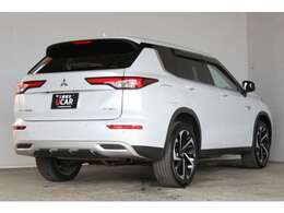 クルマも日本全国で探すのが普通になってきました。遠方でご来店が難しいお客様のために、お電話やメールでも受付けをいたします♪