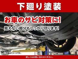 こちらは修復歴部分のアップ画像です。チリずれも無くしっかり修正されていますので、走行も問題なくご安心ください。実車をくまなく中古自動車販売士がご説明させてただきます。