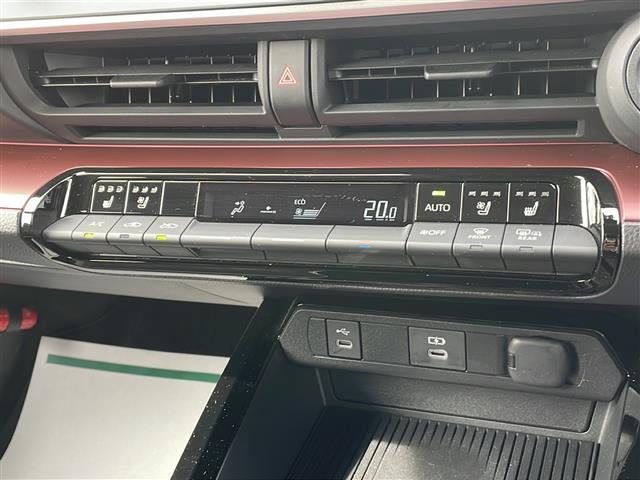 【運転席操作部】快適なドライブを楽しむための機能が装備されています！運転席から触れるので、使いやすいです！除菌プランいれていただくと、さらに清潔で安心していただけます！