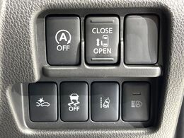 【パワースライドドア】スマートキーや運転席のスイッチでスライドドアの開閉が可能♪電動だから力を入れてドアを開ける必要が無く、小さいお子様でも、重い荷物を持っている時もラクに開け閉めできます♪