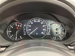 【スピードメーター】メーターがシンプルで見やすく運転しやすいですね！