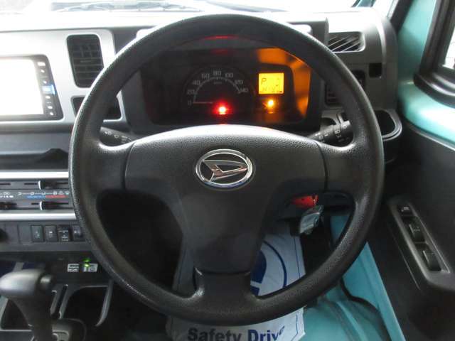 お車のカスタム、オーディオやエアロ等のパーツもご相談下さい♪専門のスタッフがご相談に乗らせていただきます！！ナビやドラレコももちろんご相談をお待ちしております♪