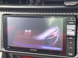 【ナビゲーション】目的地までしっかり案内してくれる使いやすいナビ。Bluetooth接続すればお持ちのスマホやMP3プレイヤーの音楽を再生可能！毎日の運転がさらに楽しくなります！！