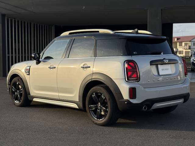 弊社ポリシーとして、全中古車、お忙しく実車確認できないお客様のために実車確認頂かなくとも安心して購入頂けれるクオリティを目指して仕上げております。