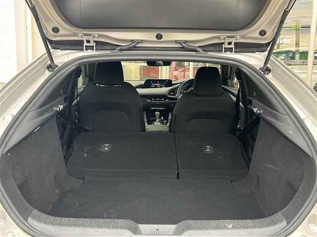 みなさまのお車選びのお手伝いをさせてください！スタッフ一同心よりご来店、お問い合わせをお待ちしております！