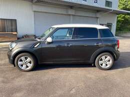 軽自動車買うならミニっしょ！ボディは丈夫いし価格もお手頃